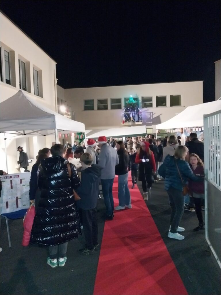 marche-de-noel-a-saint-joseph